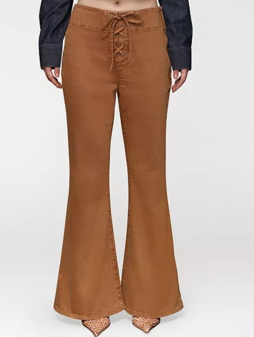 Avec Les Filles Lace-up Flare Pants In Santa Fe Umber Wash Size 29